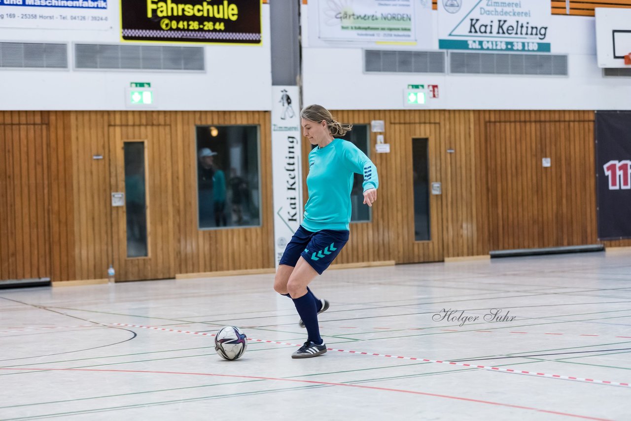 Bild 69 - VR Bank Cup Horst